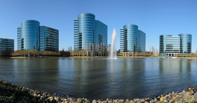 Компания Oracle переезжает из Кремниевой долины вслед за инновационными компаниями Tesla, Palantir и HP