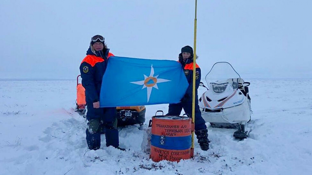 Выжить в ледяной тундре: спасатели установили первый маяк помощи