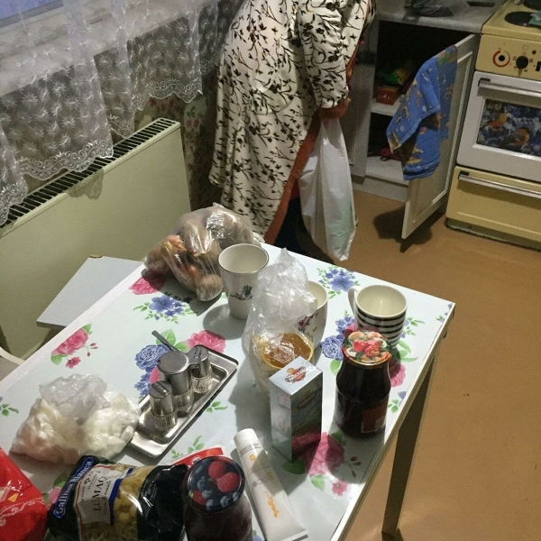 Жители Ярославля сняли для бездомной жилье и устроили ее на работу